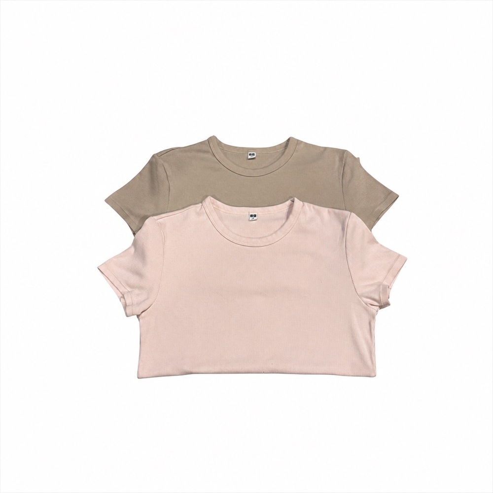 Uniqlo Lot of 2 Tshirts Size M
